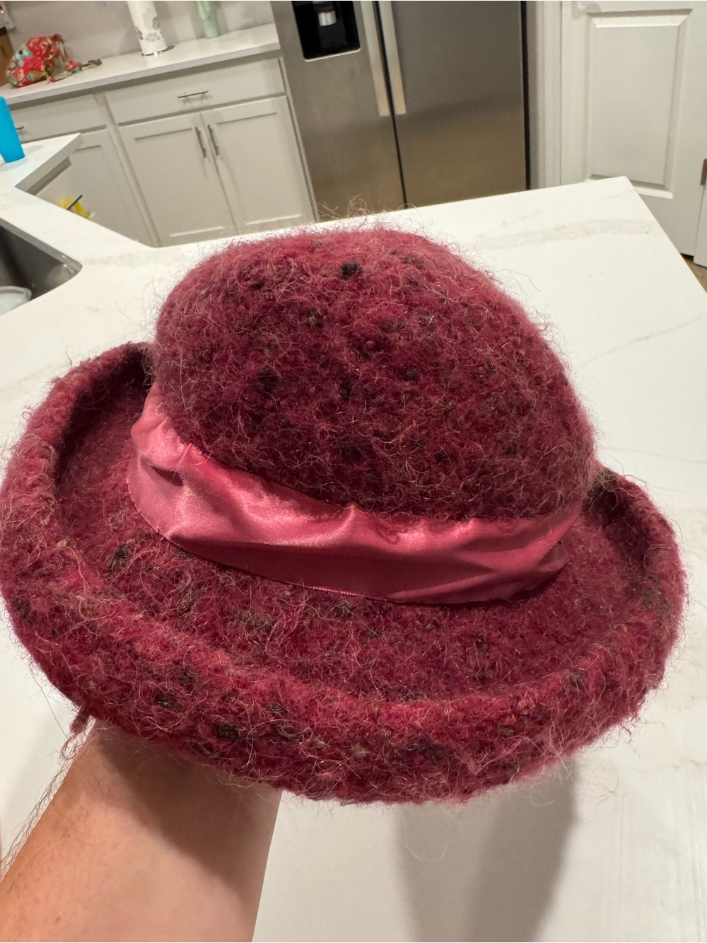 Women’s Textured Rose Pink Brim Hat with Satin Band